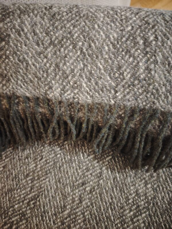 Grey Herringbone bone lambs wool blanket - Image 4