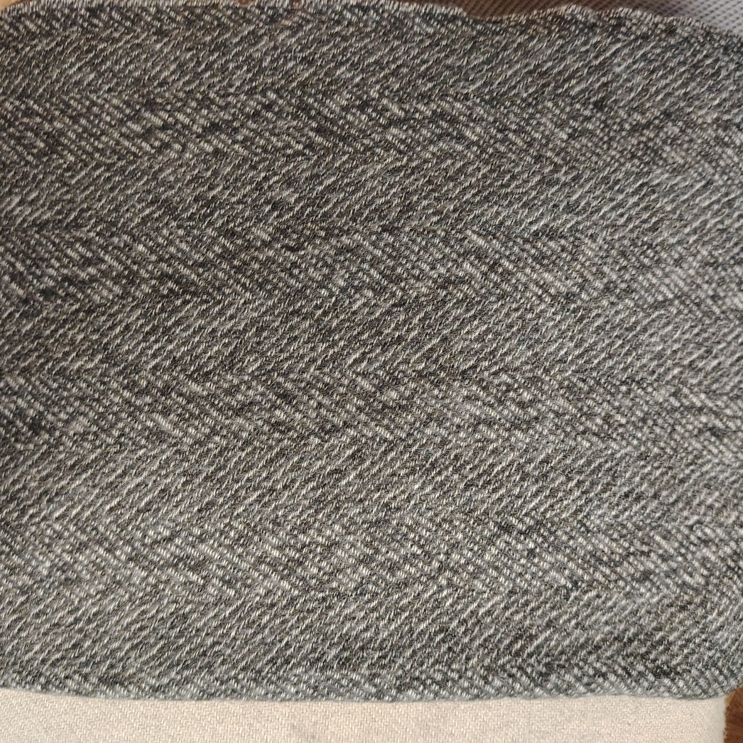 Grey Herringbone bone lambs wool blanket - Image 7